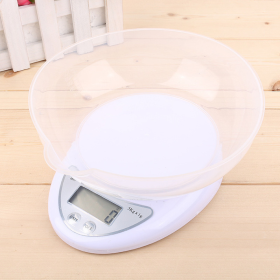 5kg/1g LED Electronic Scales Postal Food Coffee Balance Measuring Weight Portable Digital Baking Scale Kitchen Accessories Tools (Load Bearing: 5Kg, color: With tray)